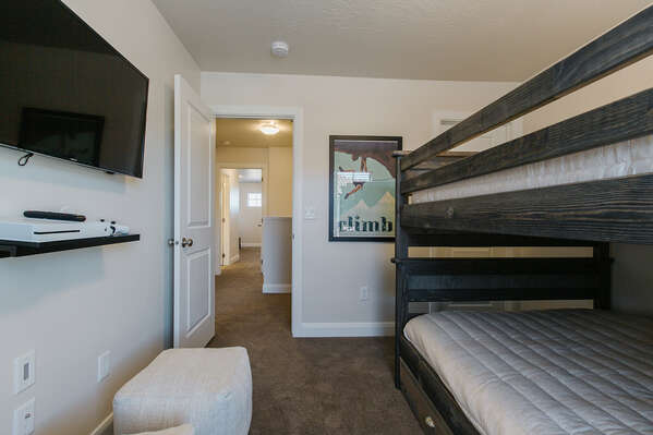 Red Sands Vacation Rentals Escondido 1097 Southern Utah Vacation Rentals-2nd bedroom bunk bedroom