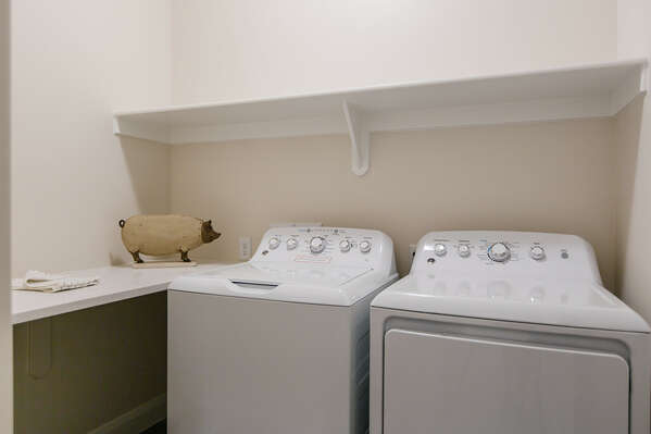 Red Sands Vacation Rentals Escondido 1097 Southern Utah Vacation Rentals- Family laundry room