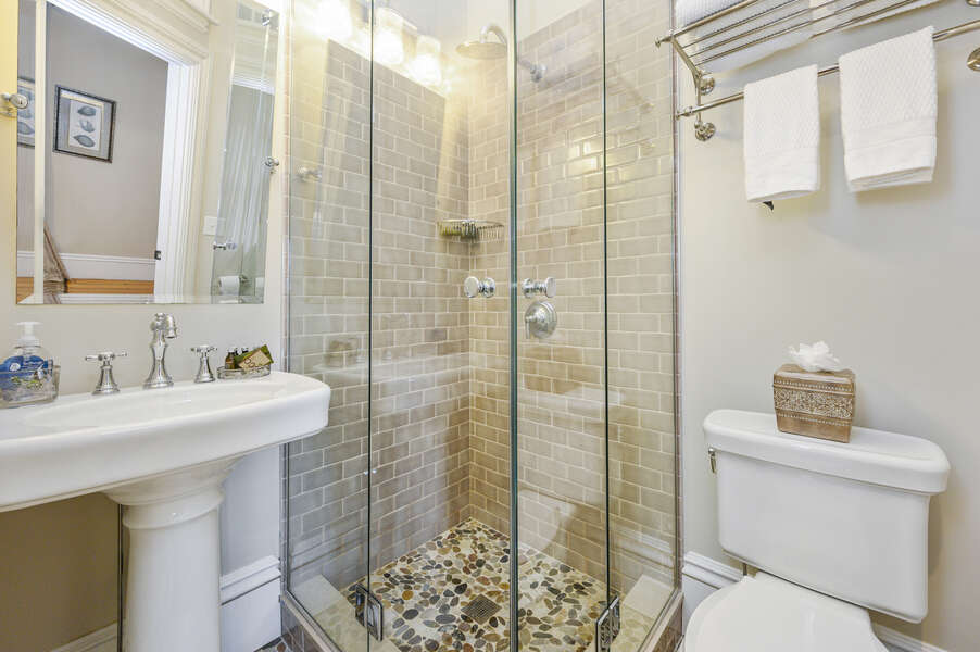 Ensuite Bathroom for the Edgartown Bedroom.
525 Route 28, Harwich Port, Cape Cod, New England Vacation Rentals