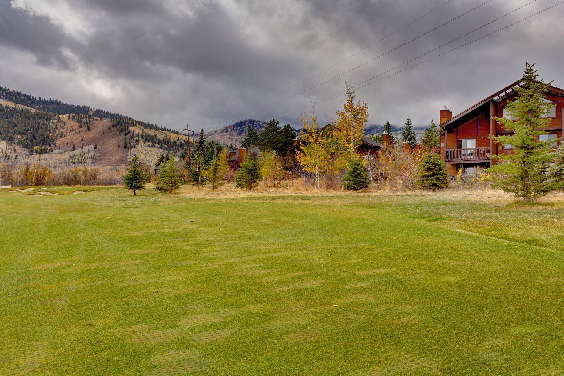 Canyons Golf Course is right out your front door!