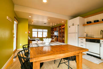 Kitchen and Dining Area Hazel Rental