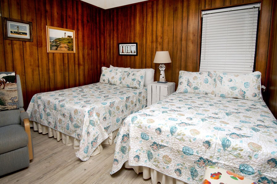 A Place at the Beach I 1B in Cherry Grove, North Myrtle Beach | bedroom 2 | Thomas Beach Vacations