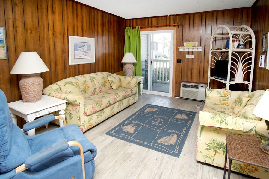 A Place at the Beach I 1B in Cherry Grove, North Myrtle Beach | living room 1 | Thomas Beach Vacations