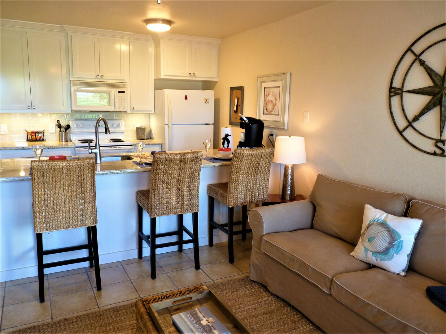 This comfortable condo is tastefully decorated and has beautifully upgraded kitchen