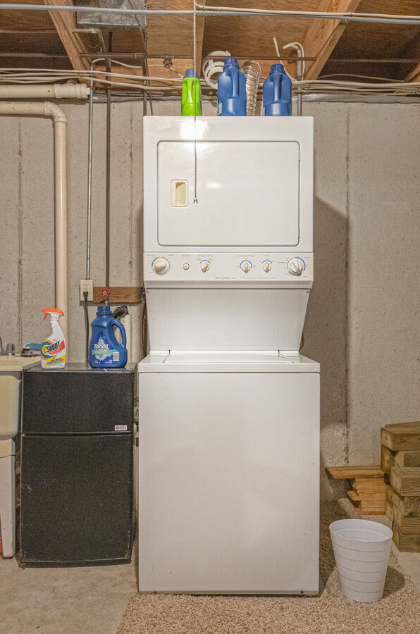 Washer/dryer combo in basement