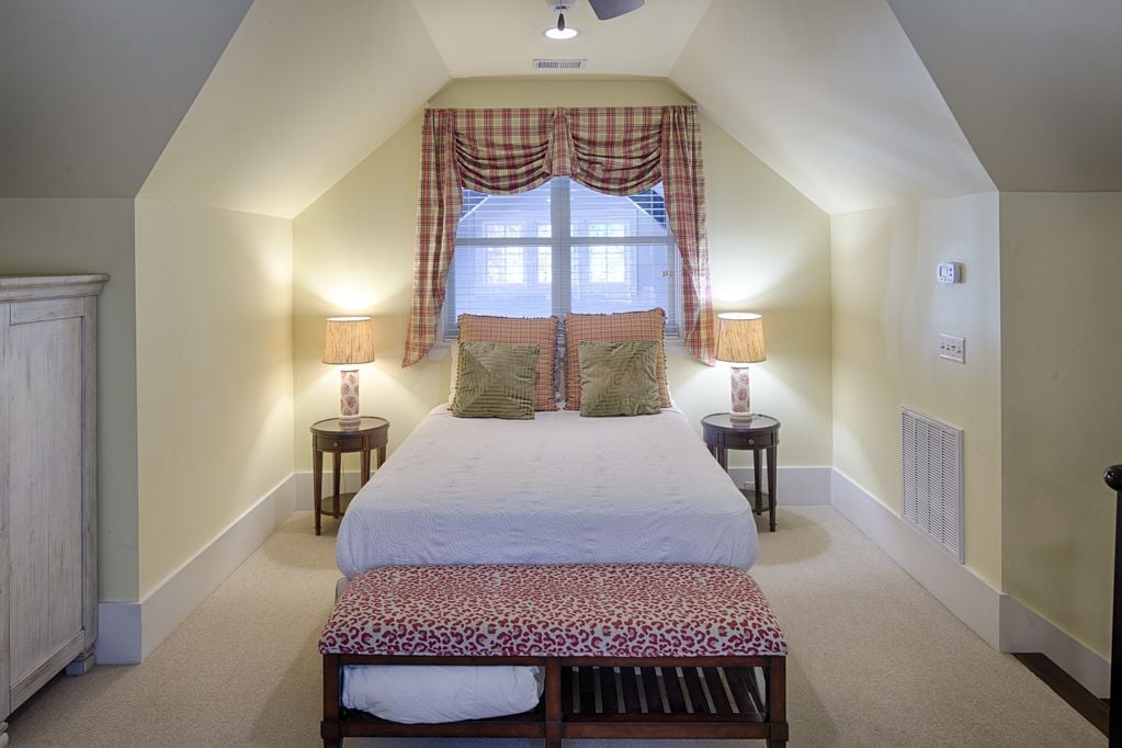 Upstairs in the loft is the queen bed with its own private bathroom