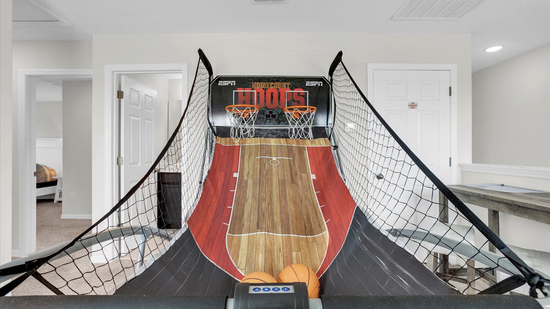 Loft - Basketball Hoop Game