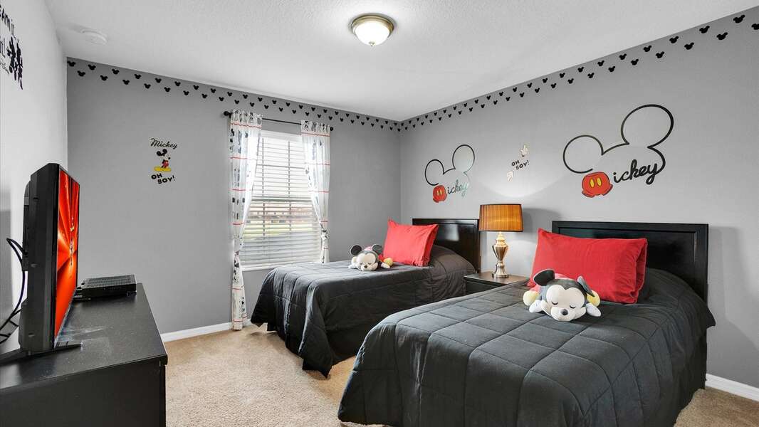 Two Twins Bedroom 2 Upstairs
Mickey Theme