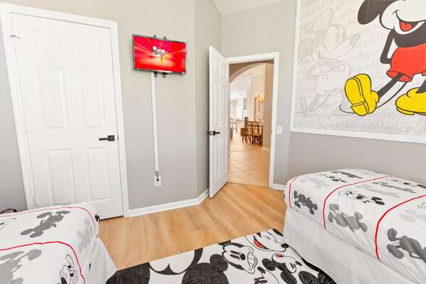 Two Twins Bedroom 3 (Angle)
24