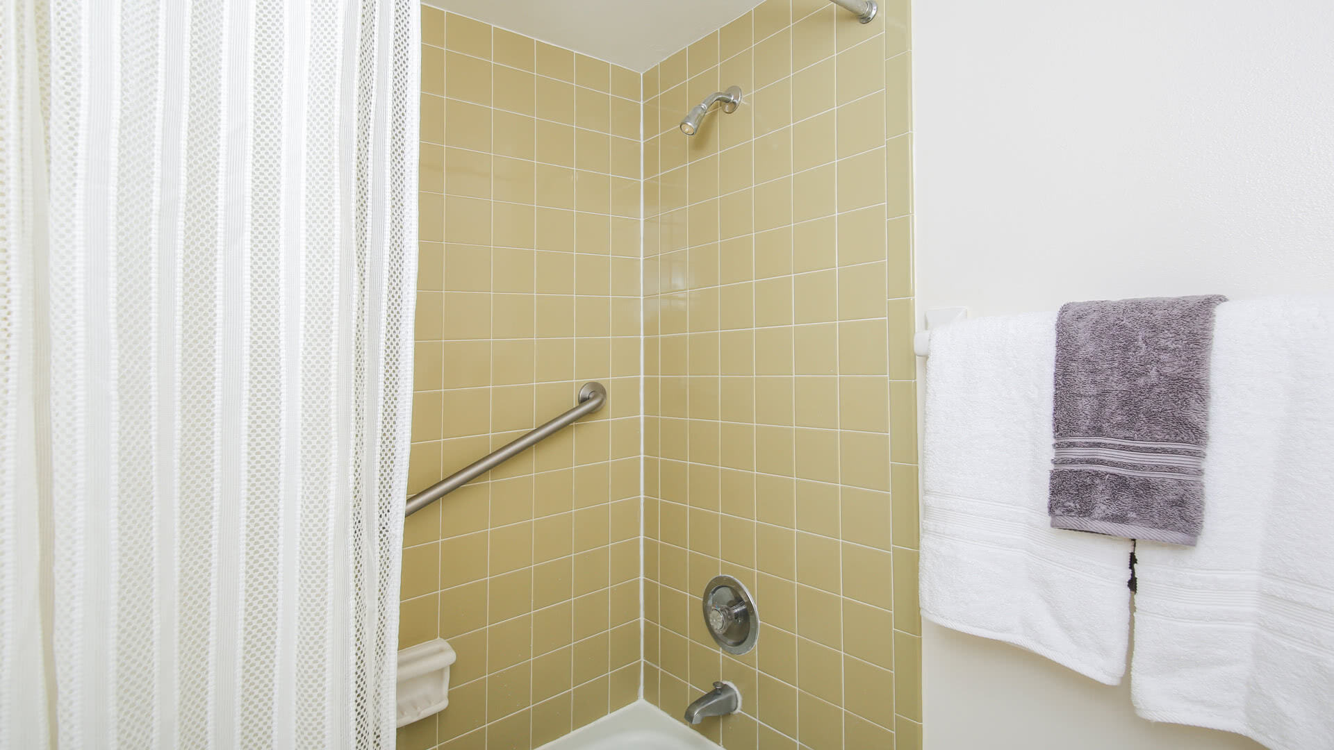 Master Bathroom Angle
Shower/Tub Combo