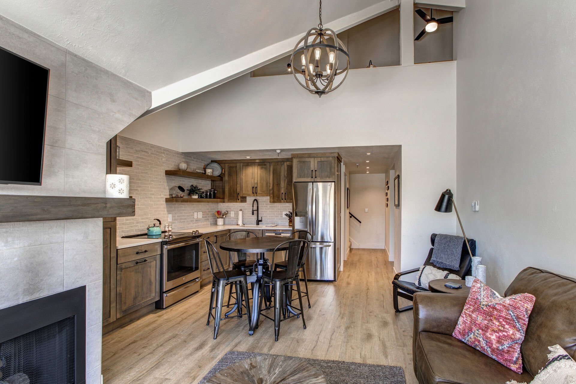 Remodeled and Fully Equipped Kitchen with a Dining Table