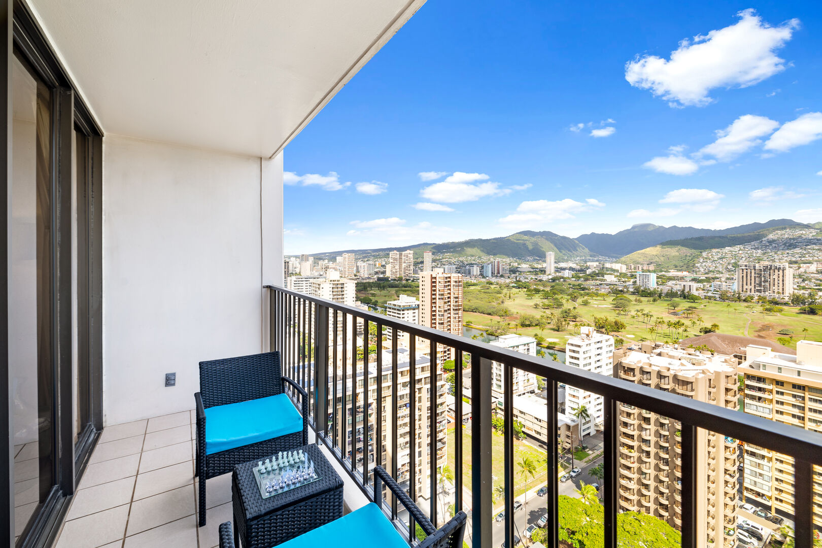 Enjoy the panoramic views of the mountain on your balcony!