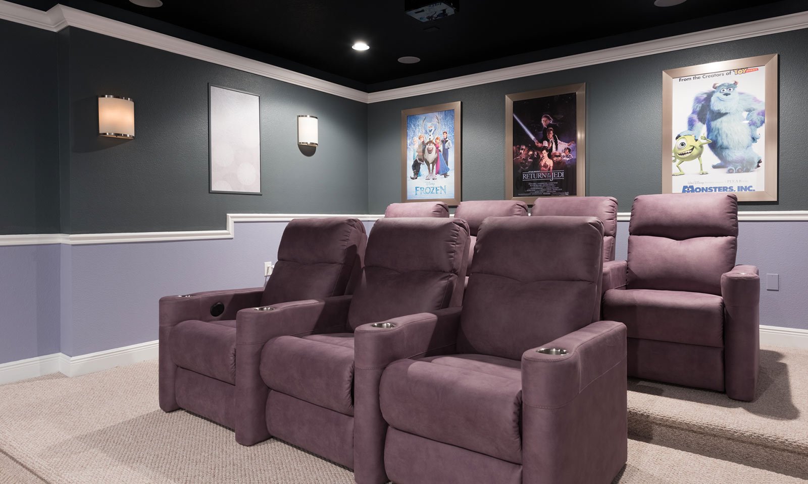 [amenities:theater-room:3] Theater Room