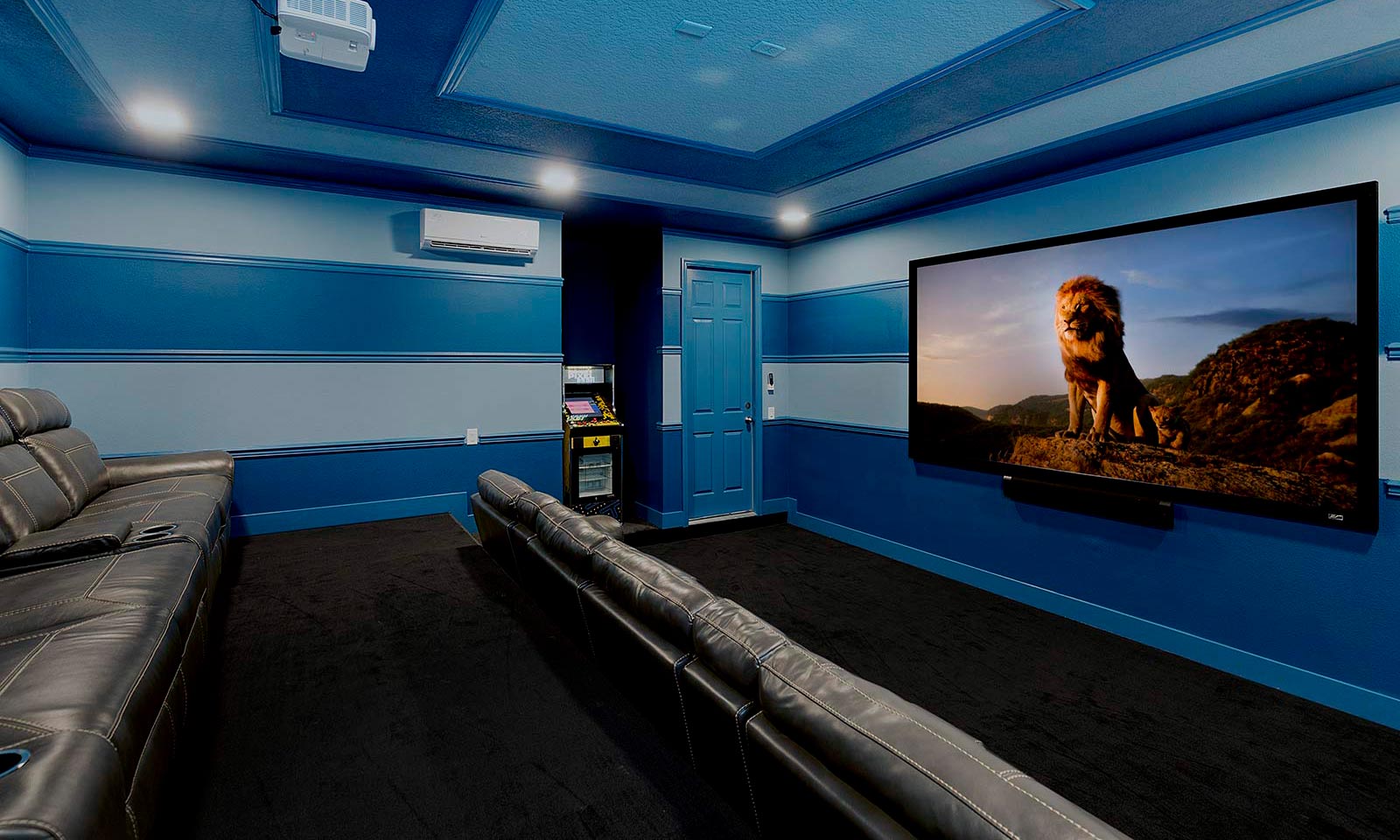 [amenities:Theater-Room:3] Theater Room