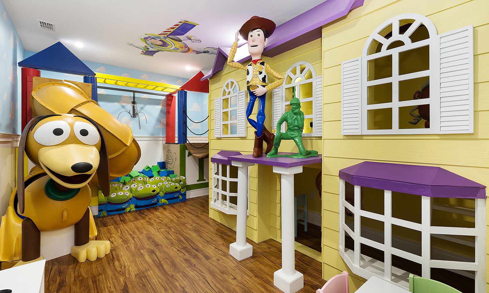 [amenities:Indoor-Playground:2] Indoor Playground