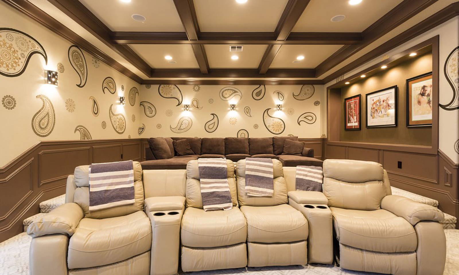 [amenities:Theater-Room:2] Theater Room