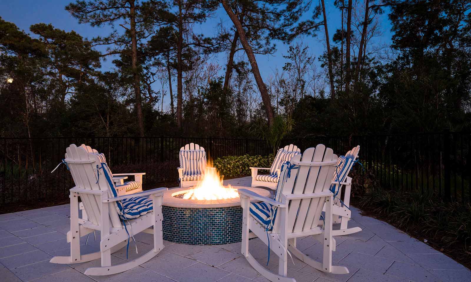 [amenities:Fire-Pit:3] Fire Pit