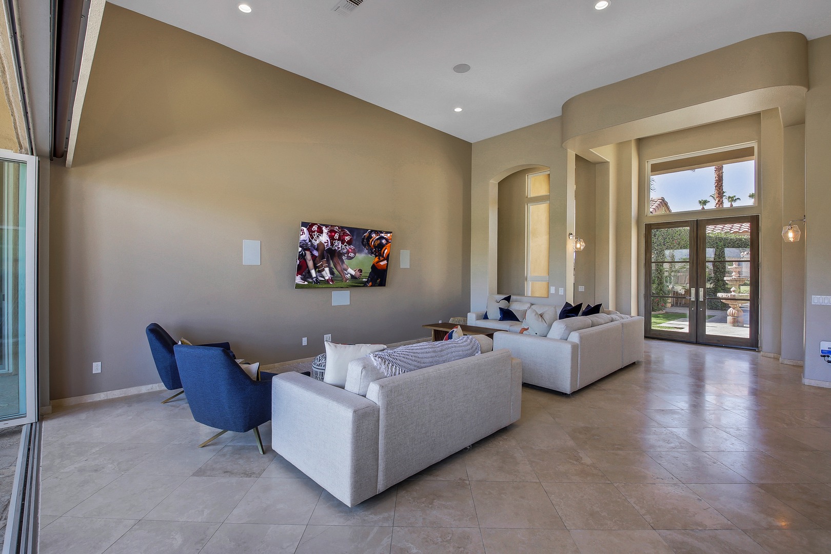 The open floor plan and large living room gives your whole group enough room to spread out.