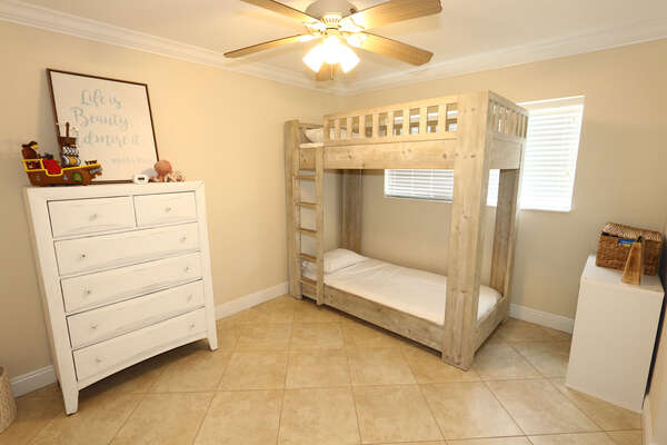 Guest bedroom 2, twin bunk beds