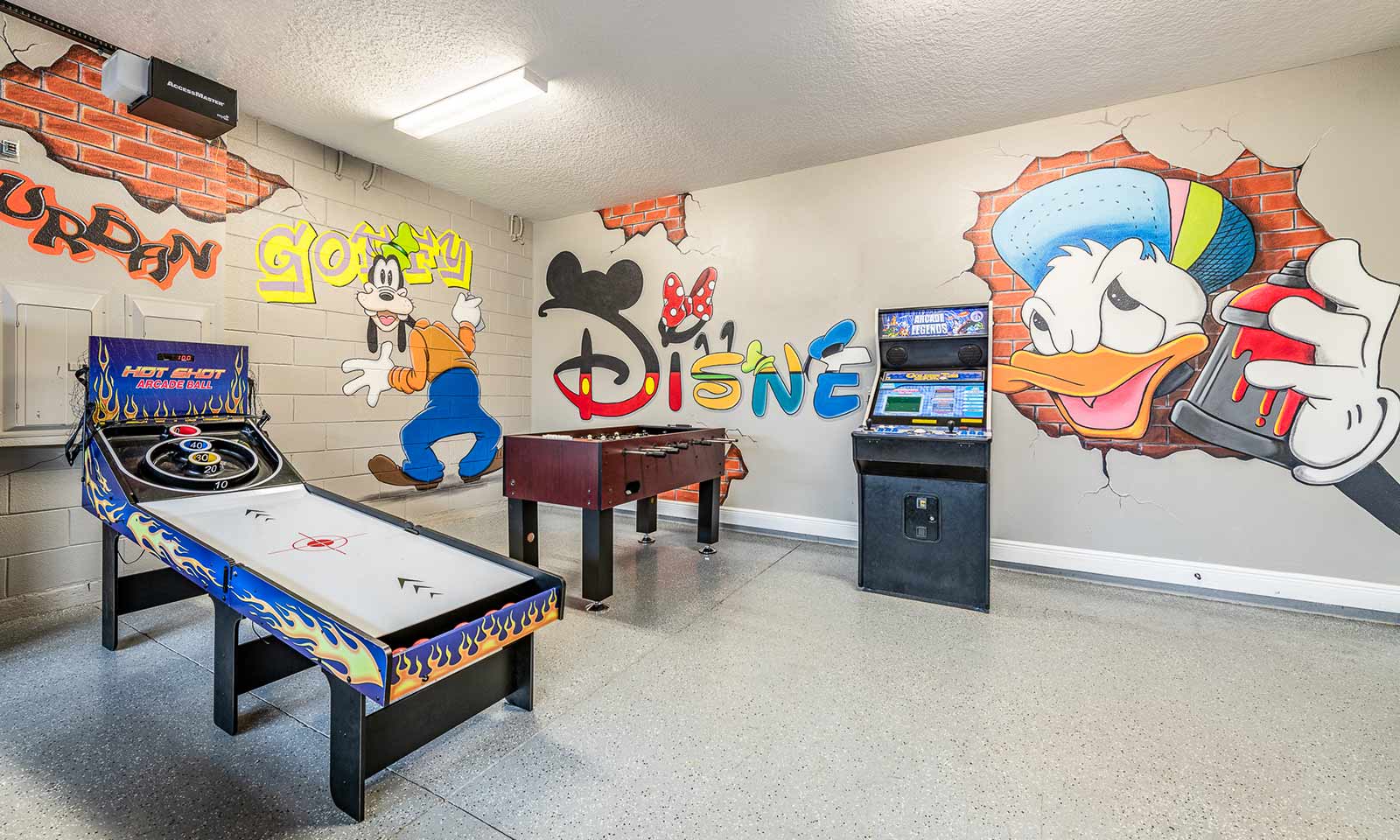 [amenities:game-room:3] Game Room