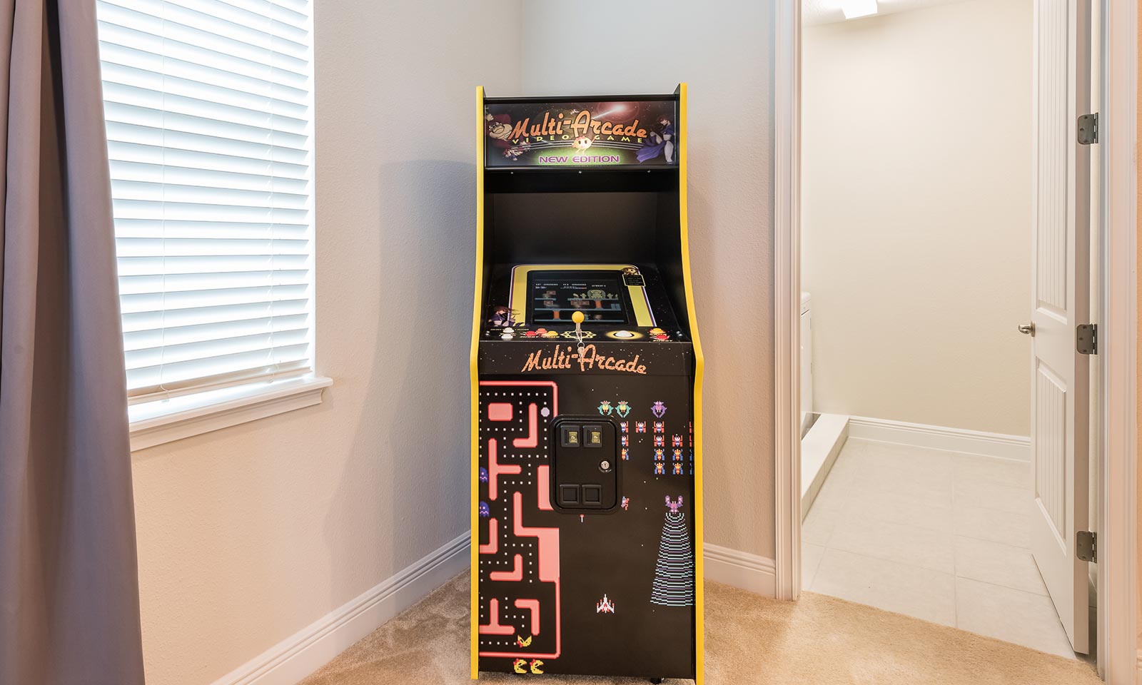 [amenities:arcade-game:3] Arcade Game