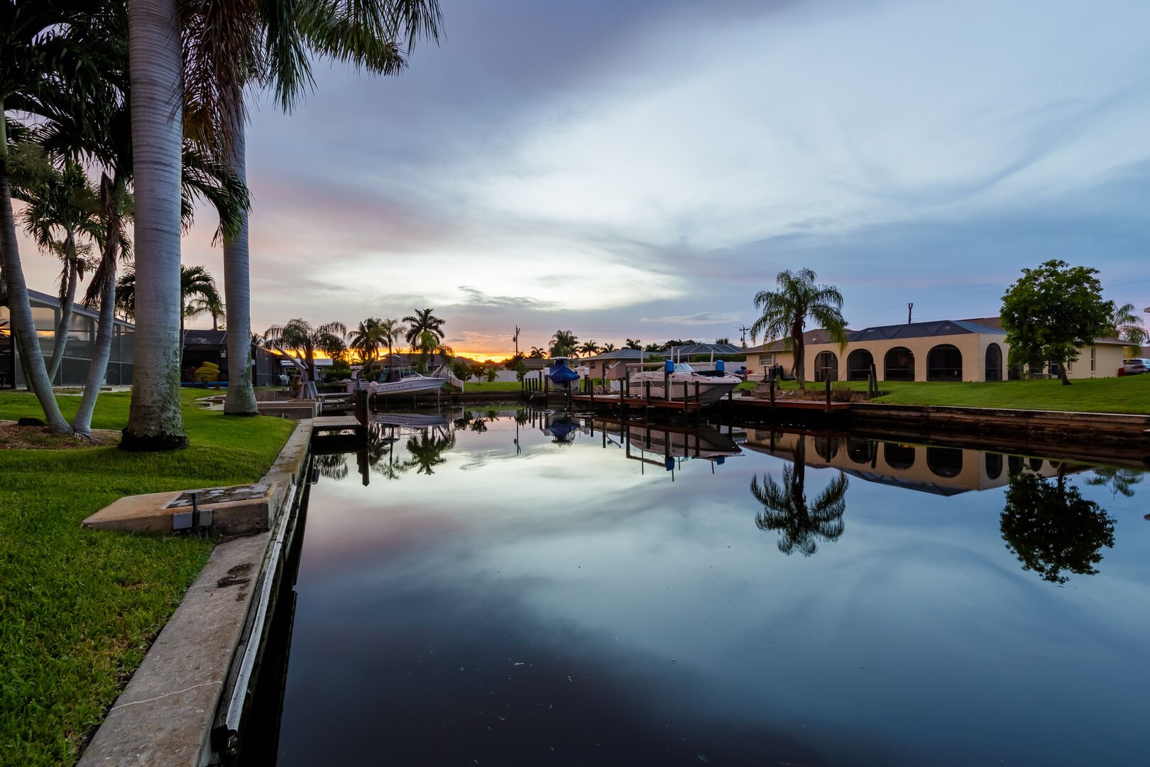 Canal access vacation home Cape Coral Florida