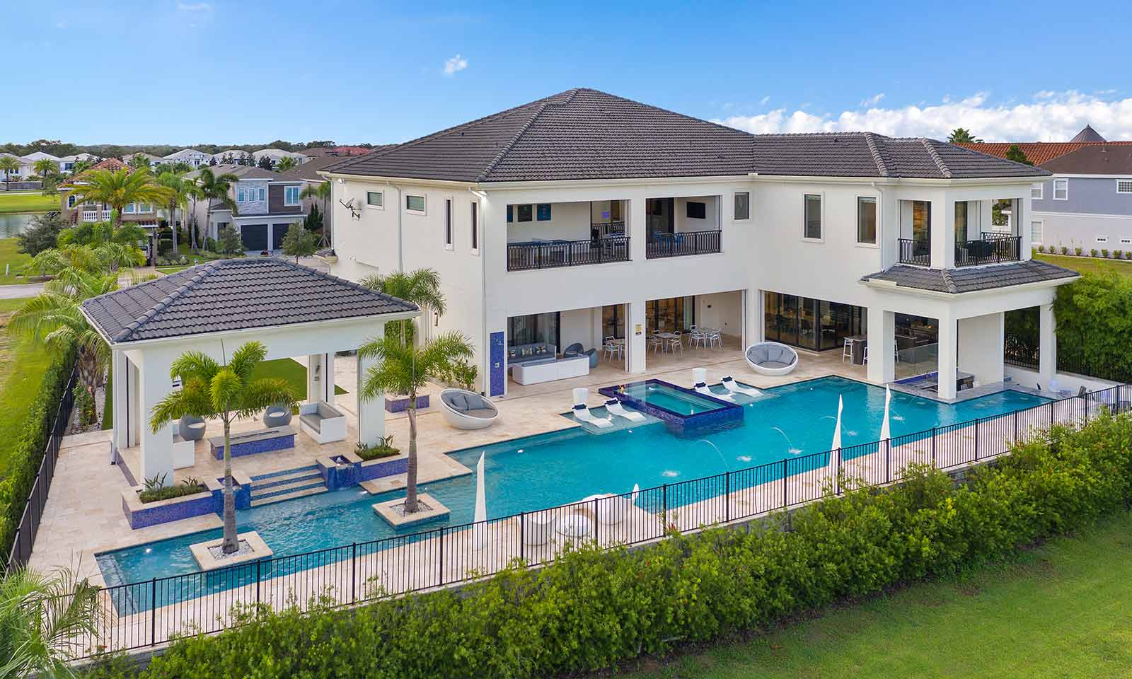 Jeeves: Luxury Villas in Orlando, FL