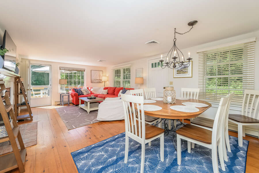 Open concept Dining and living room- 80 Lienau Dr Chatham Ma - Cape Cod- New England Vacation Rentals