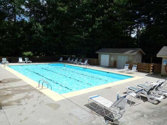 Sapphire Valley Amenities: Outside Lap Pool