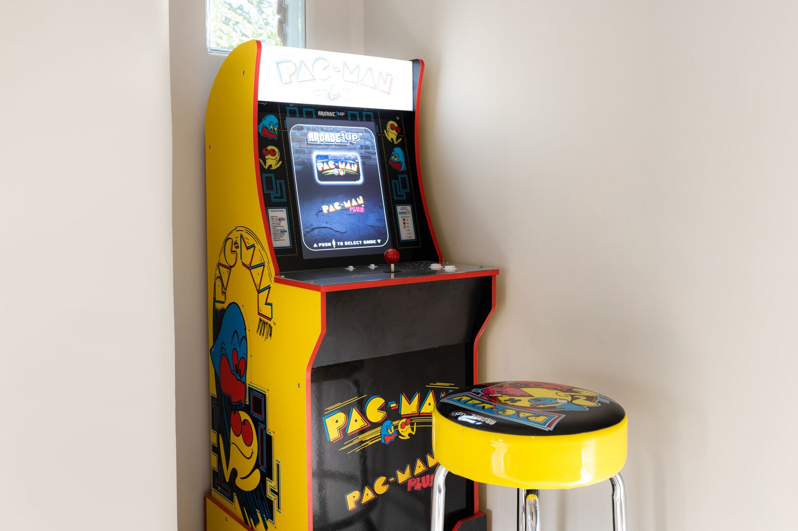 They Even Have Pac Man!!!