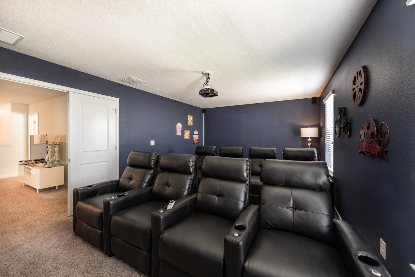 [amenities:theater-room:3] Theater Room