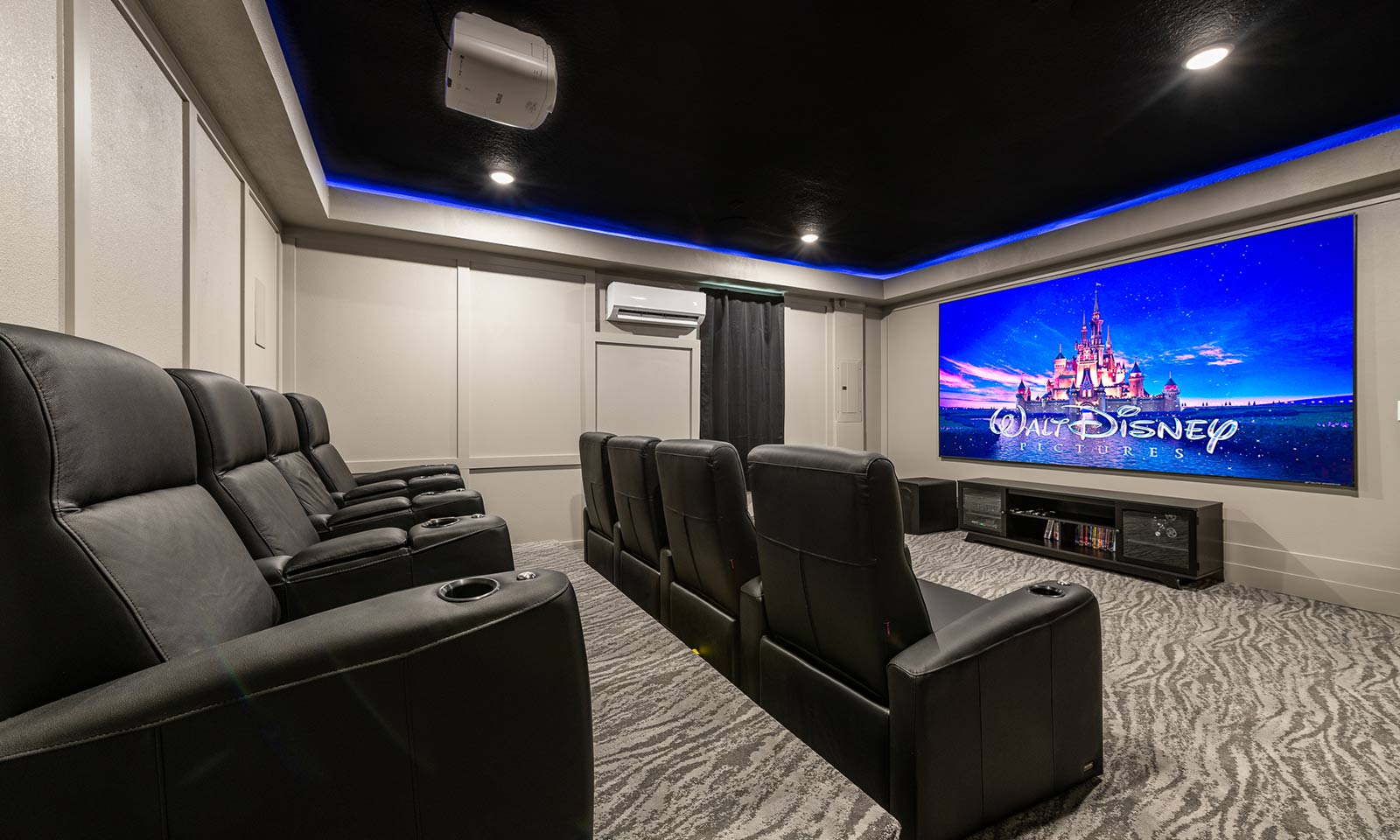 [amenities:Theater-Room:1] Theater Room