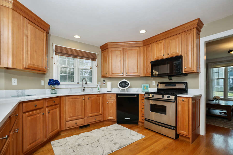 Lots of room to whip up meals for the family - 1 Somerset Road Harwich Cape Cod - New England Vacation Rentals