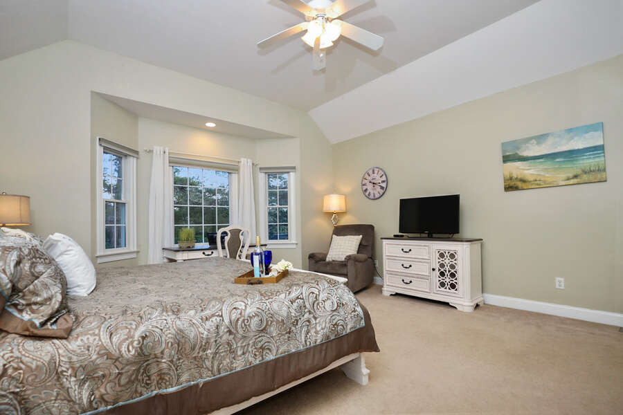 King size master on main level - 1 Somerset Road Harwich Cape Cod - New England Vacation Rentals