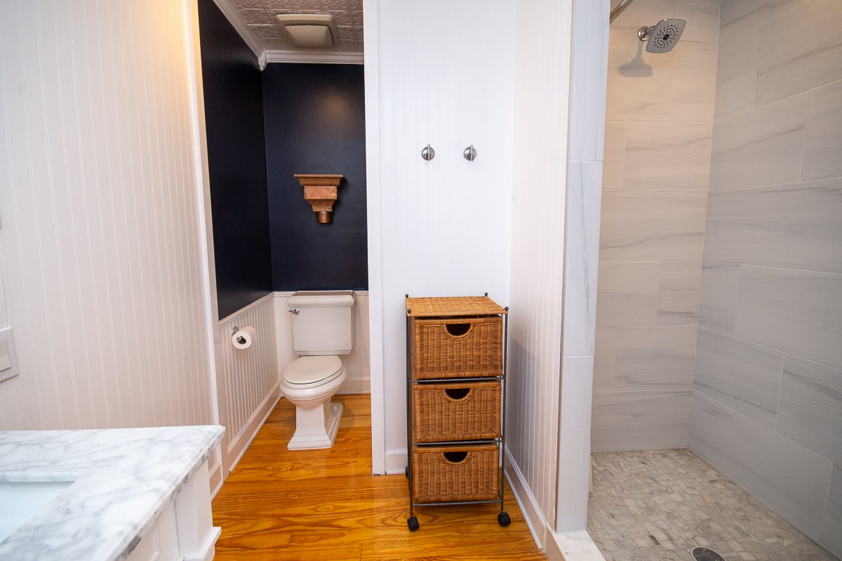 AMI Boathouse master bathroom shower & water closet