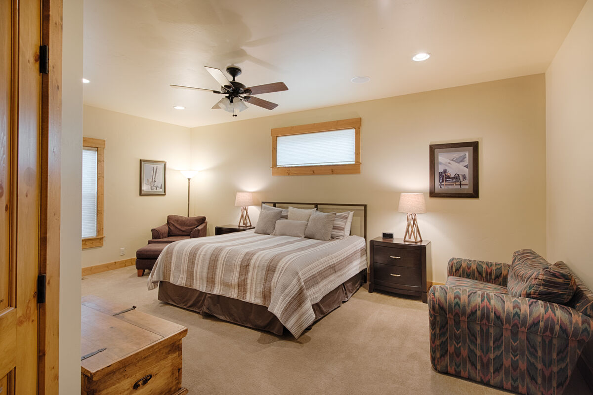 Master Suite has king bed and sitting area.