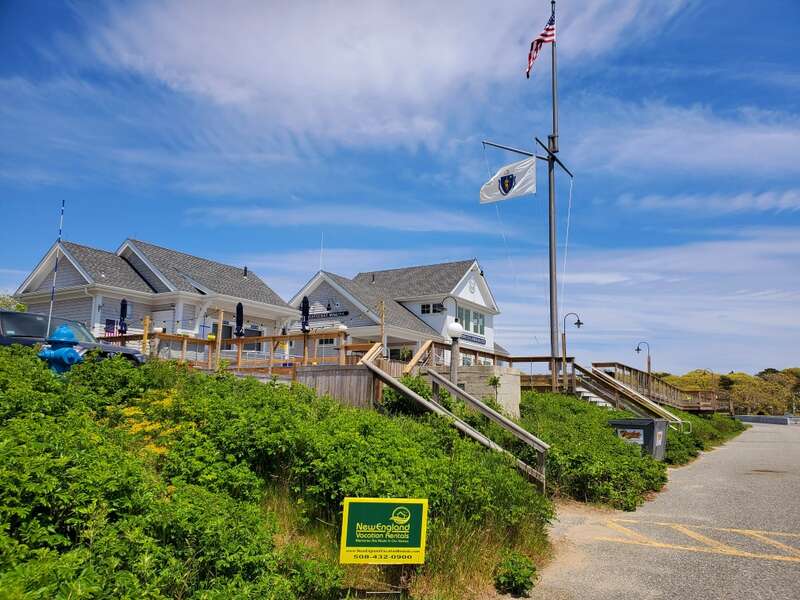 Saquatucket Harbor - Dockside Seafood Shack - Harwich - Cape Cod - New England Vacation Rentals