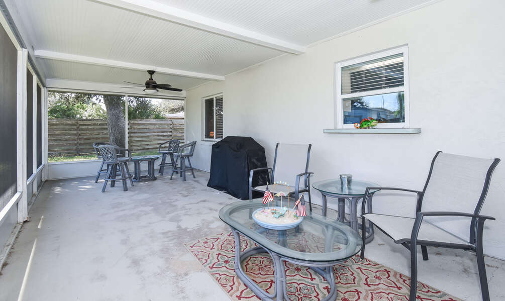 outdoor seating and bbq area new smyrna beach home rental