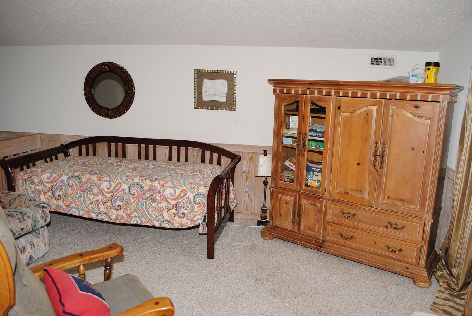 Loft with full daybed and queen sofa sleeper