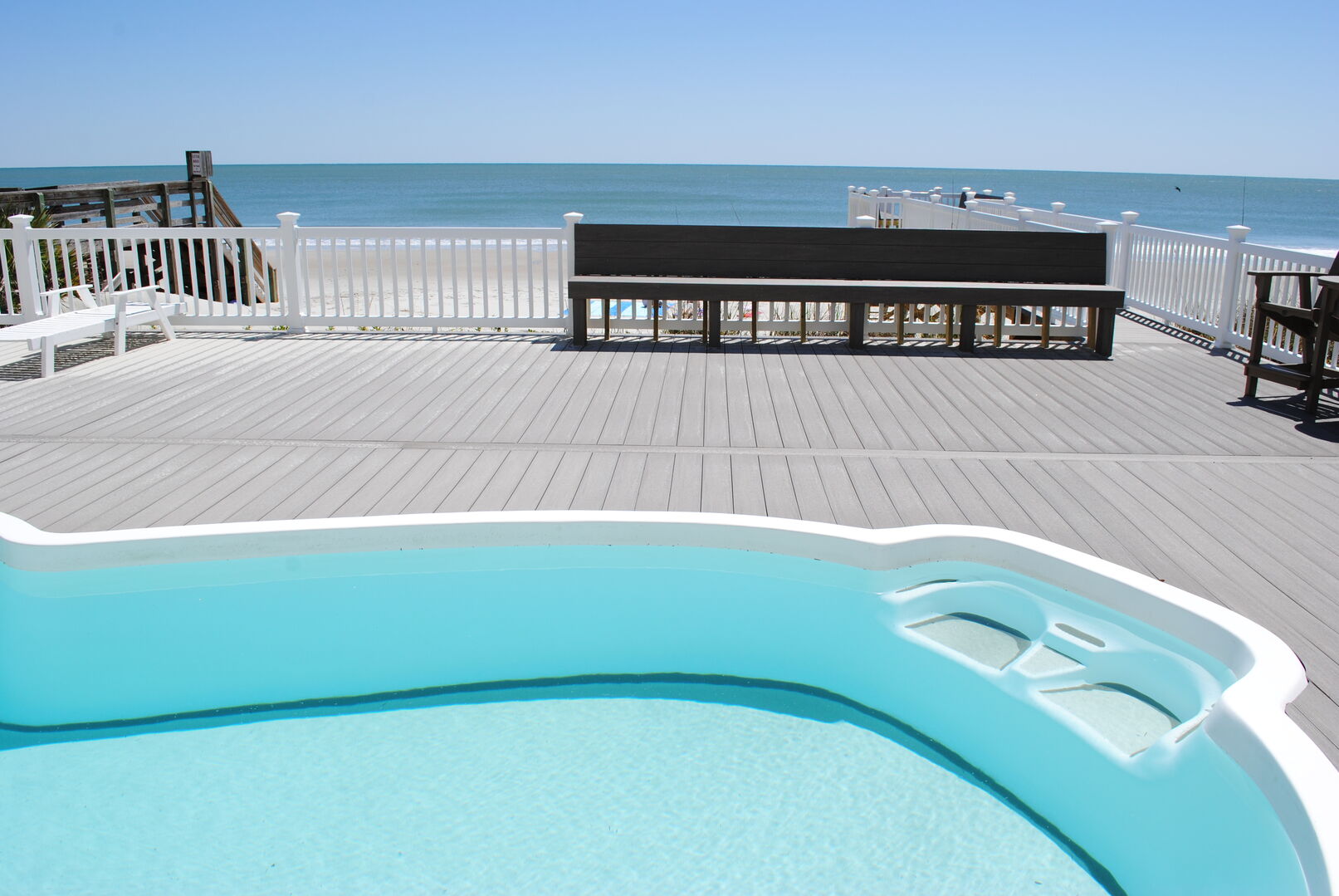 Private Swimming Pool and Private Walkway to the Beach