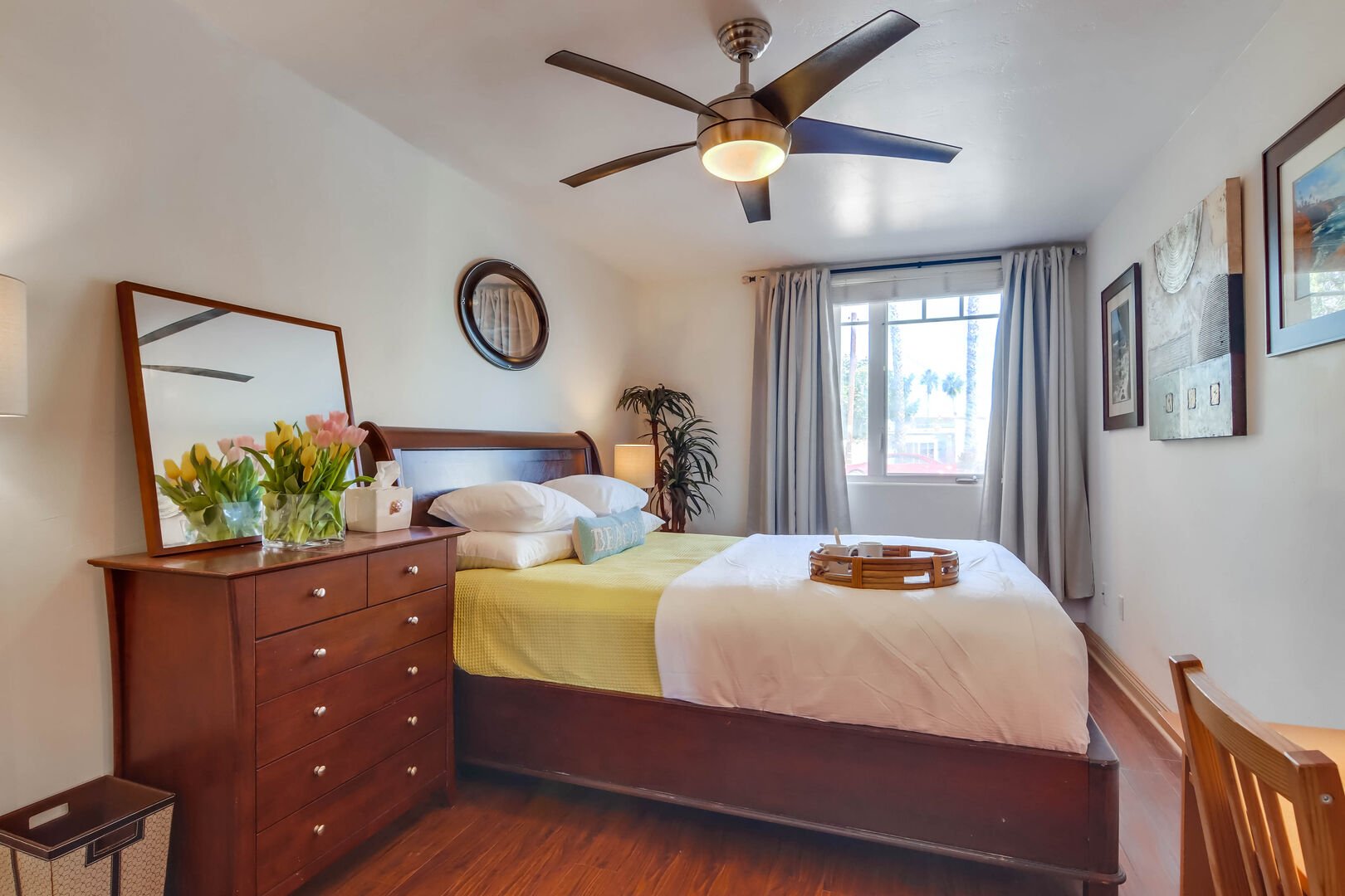 2nd bedroom.