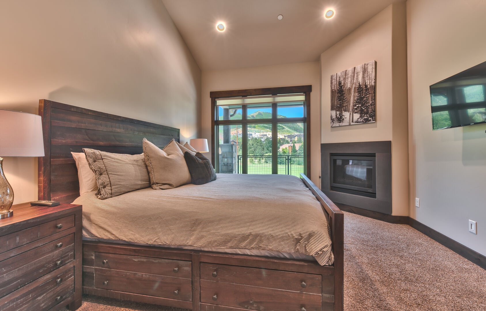 Enjoy views of the golf course and mountains from master bedroom, living room, dining, etc.
