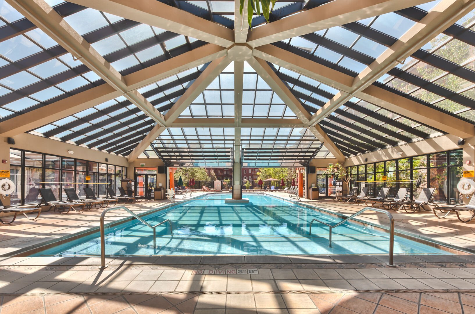 Main (indoor/outdoor) pool