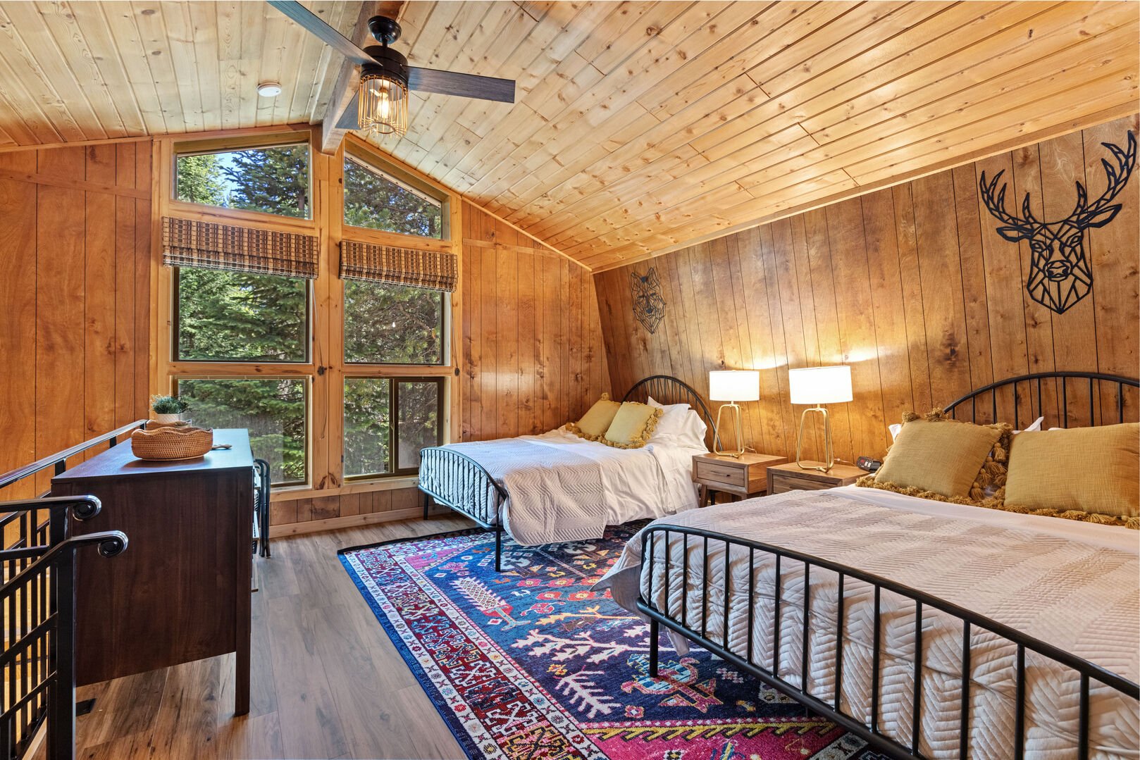 Heart of Winchester ~ LOFT on upper level w/ (2) queen beds (considering this bedroom #3)