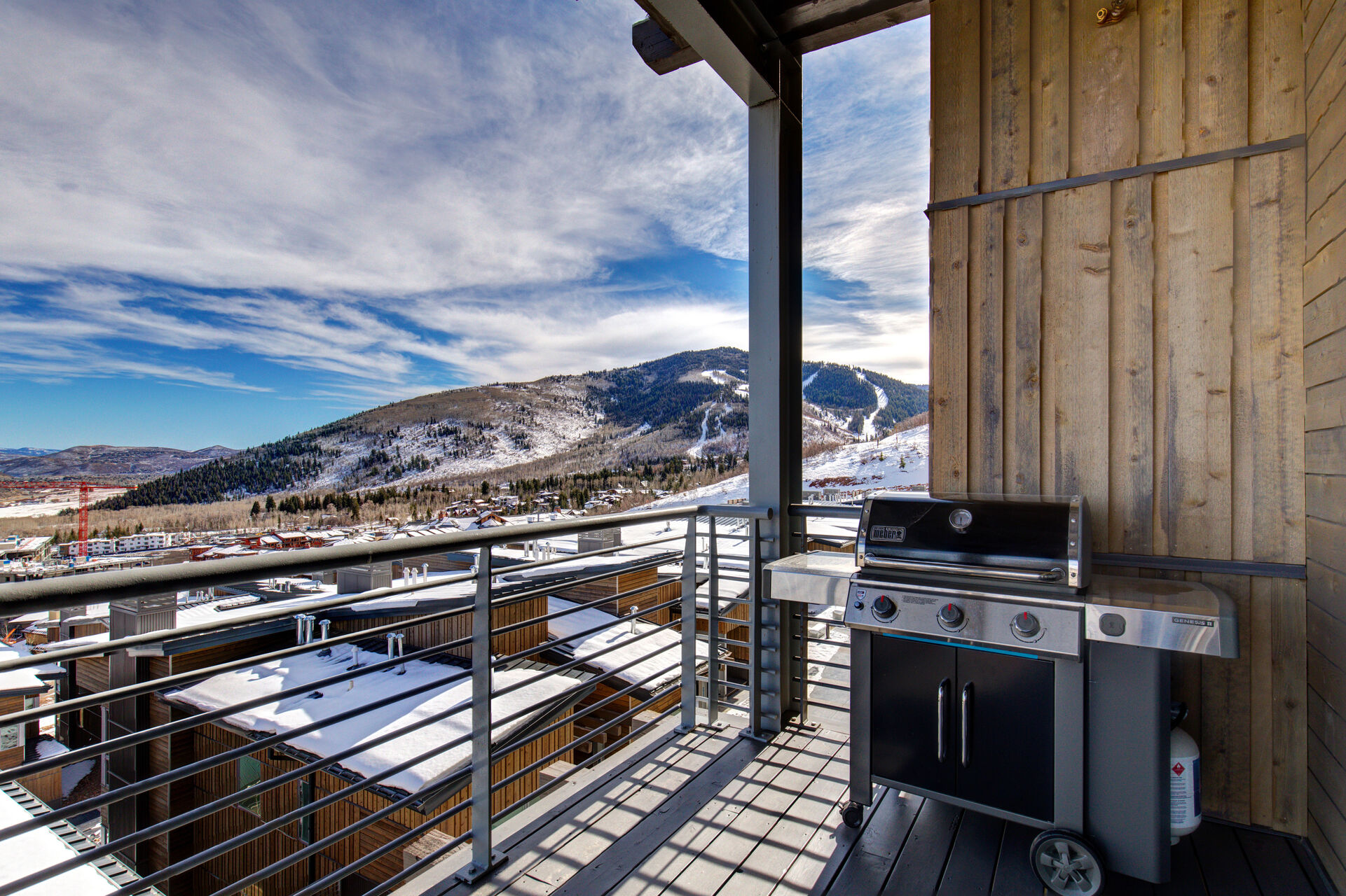 Balcony with Propane Gas BBQ and Amazing Views