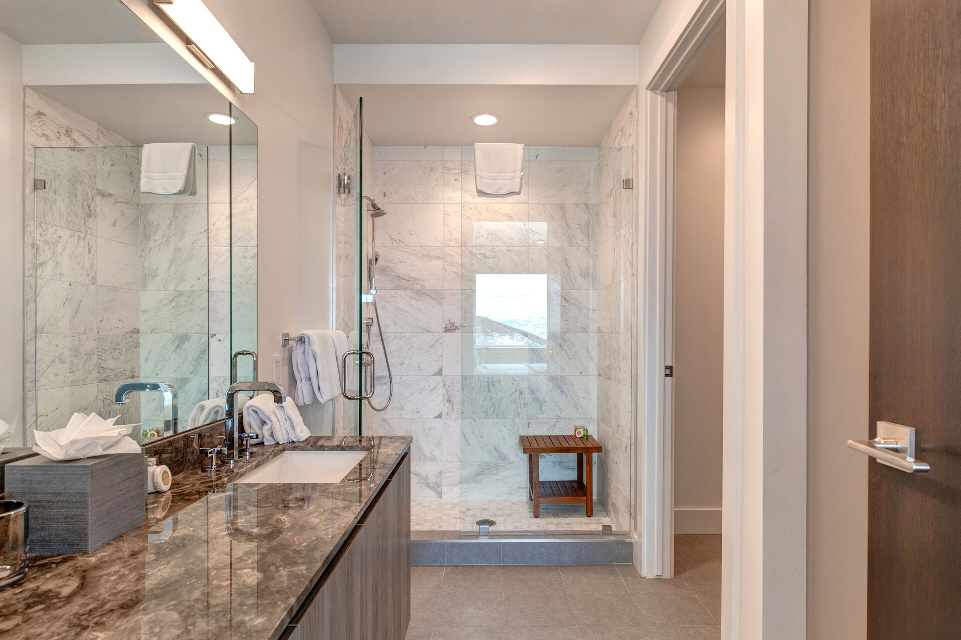 Master Bath 2 with a Water Closet and Walk-in Closet