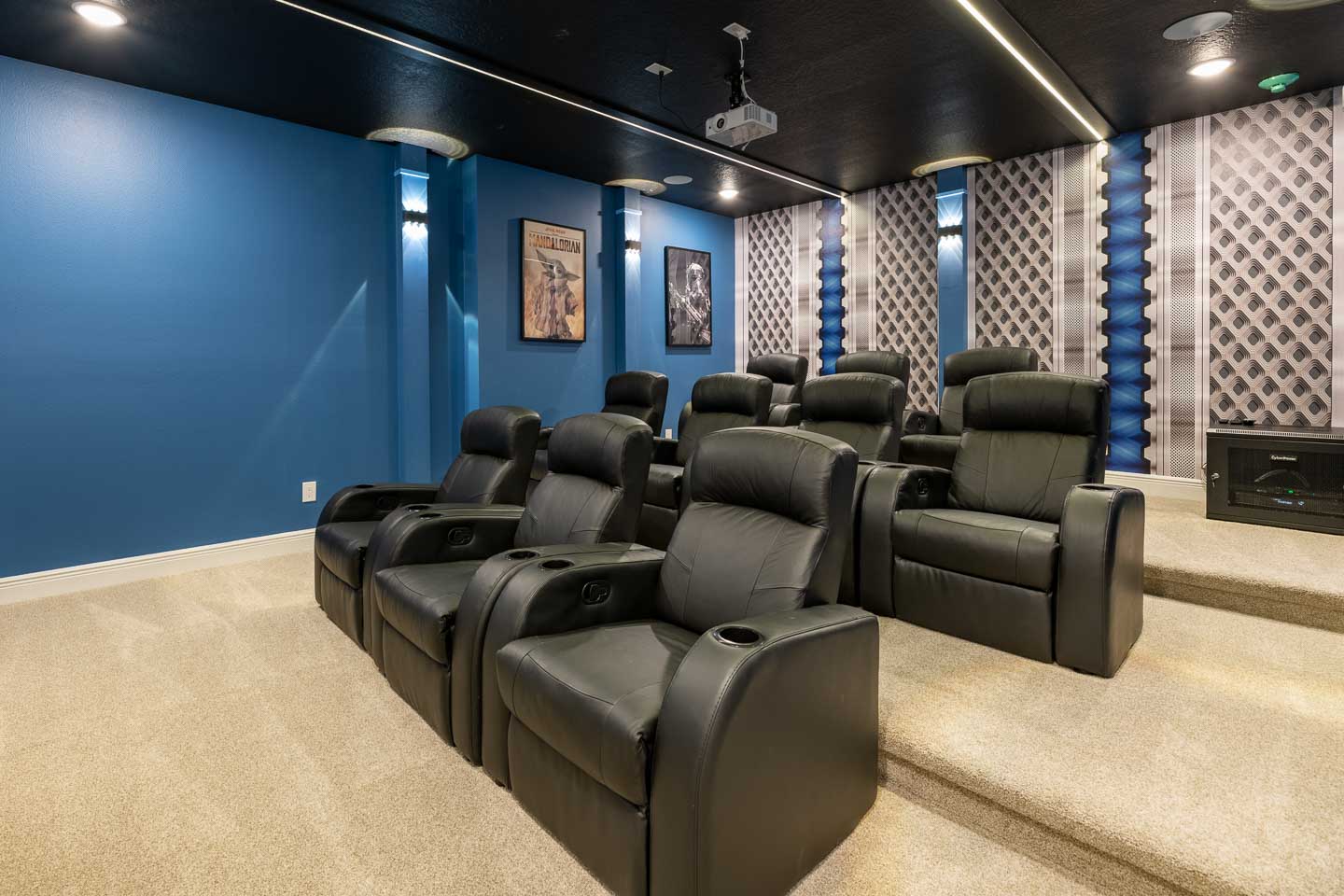 [amenities:theater-room:3] Theater Room