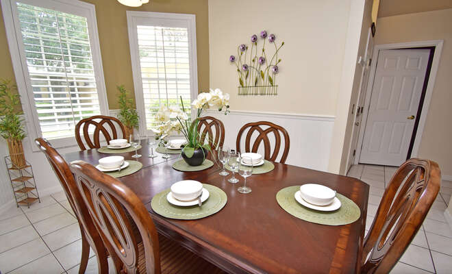 Dining table seating 6