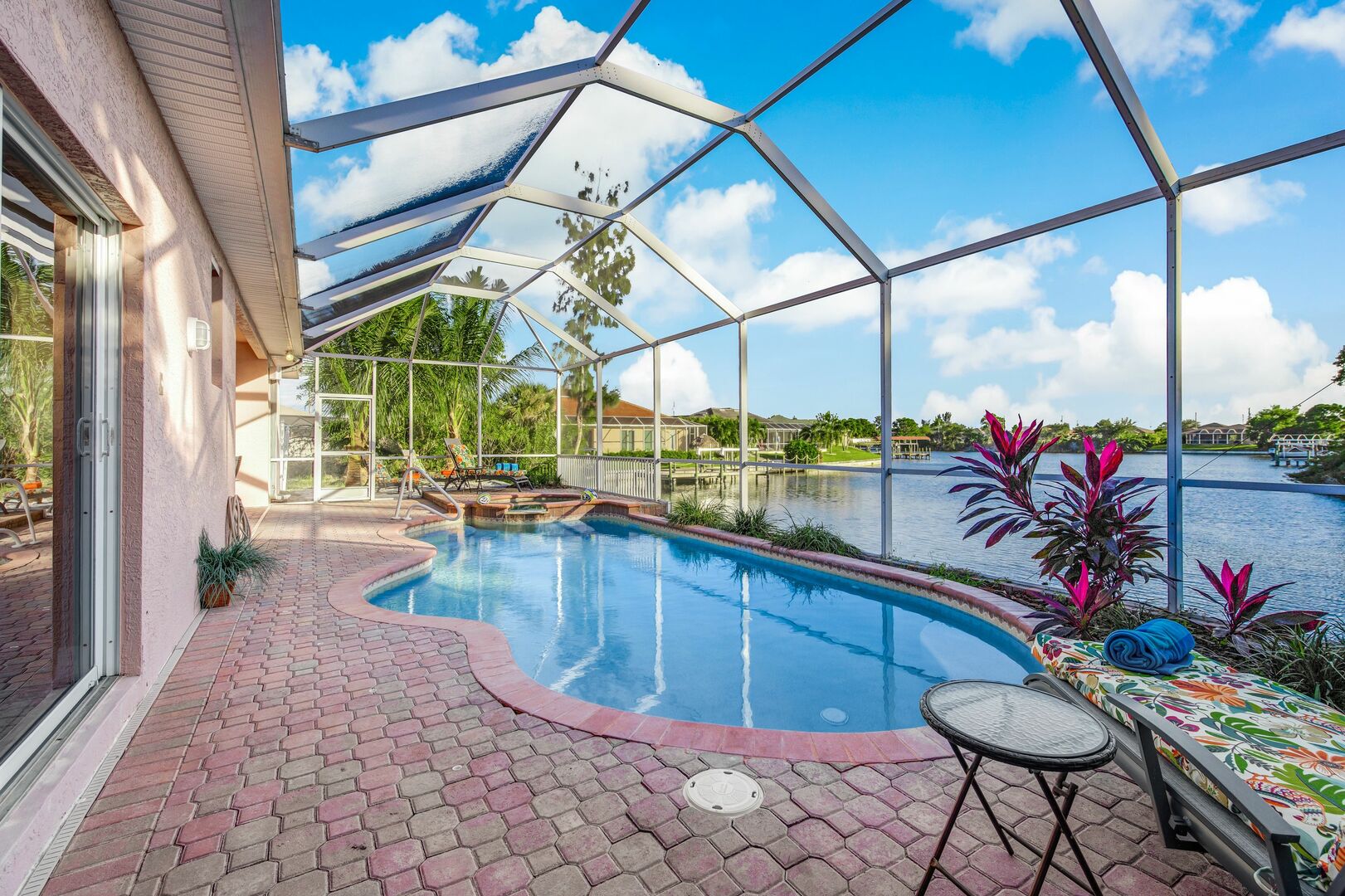 Heated Saltwater Pool Vacation Rental in Cape Coral, Florida