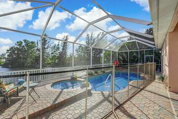 Heated Saltwater Pool Vacation Rental in Cape Coral, Florida